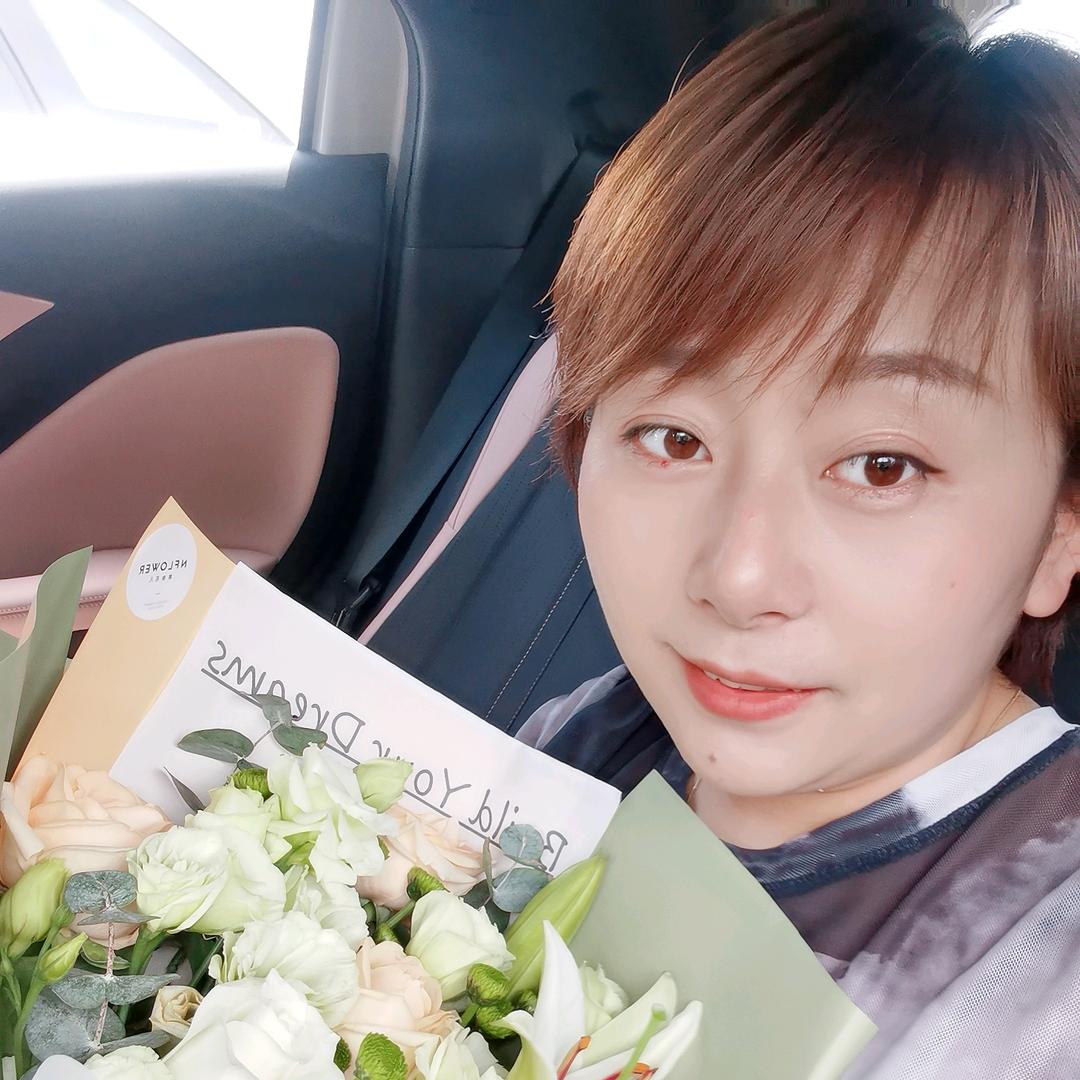 💗💗是小赵吖 ✔️