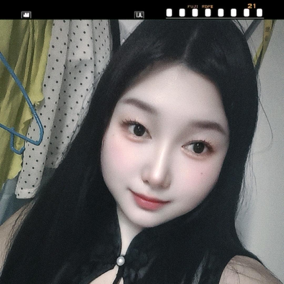 芳芳^