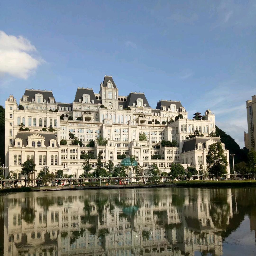 勇于面对人生路——助浴者