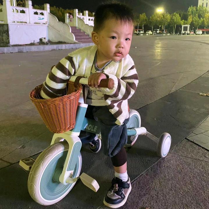 李金玲