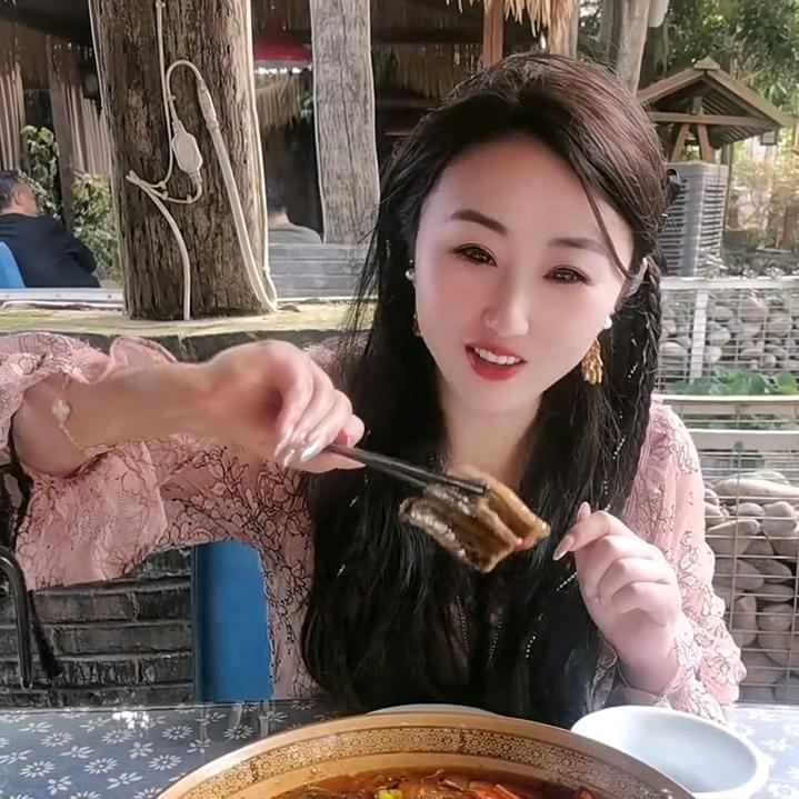 龙尤尤