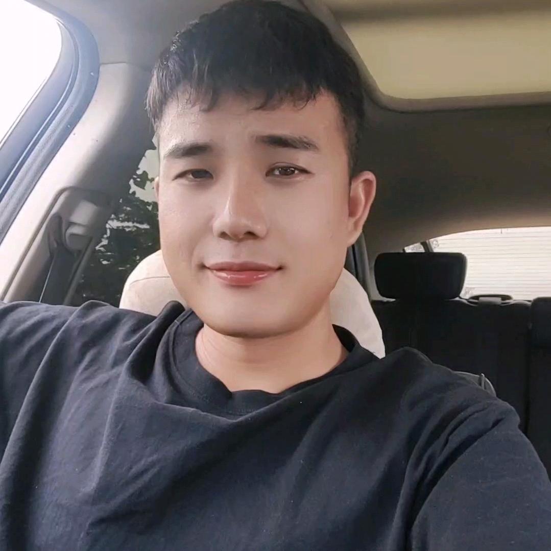 专注黄骨鱼-沈坤