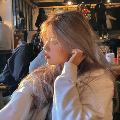 掉落凡间的仙女