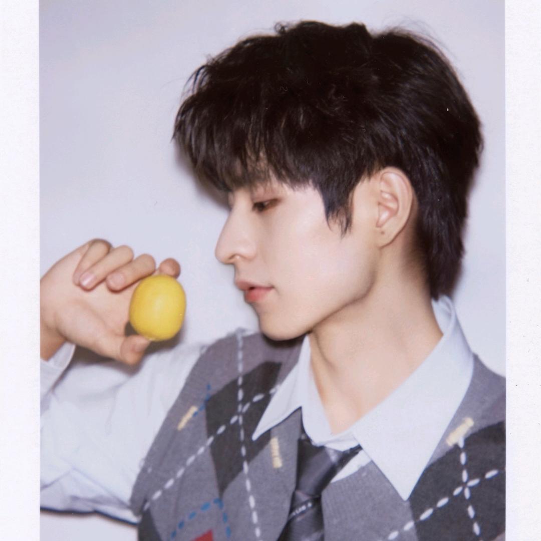 🍑果味桃兔兔大魔王🐰
