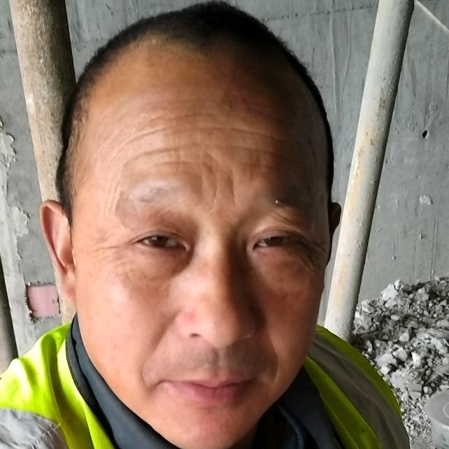 宋二哥，爱老婆。