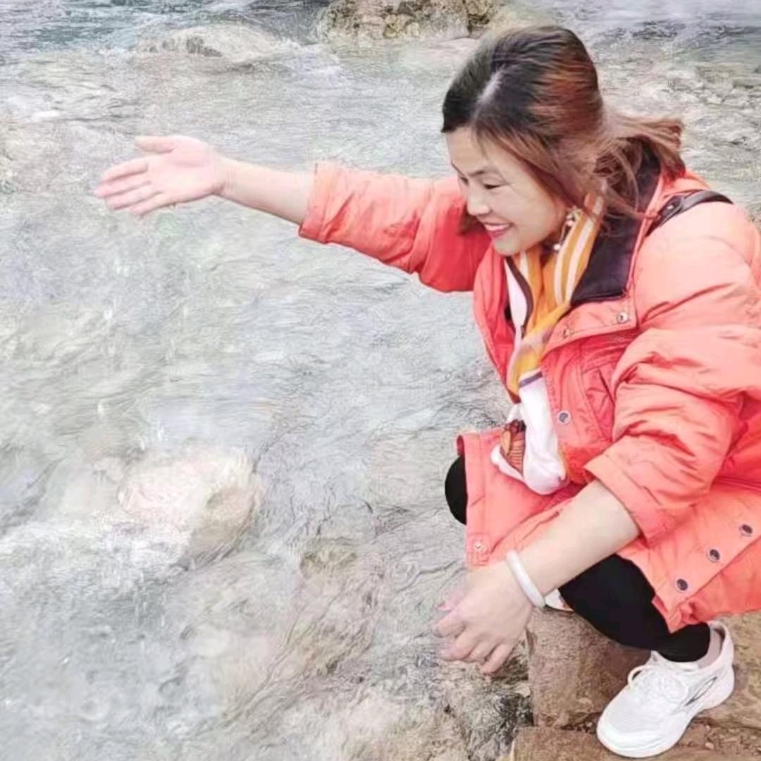 莉姐姐呀