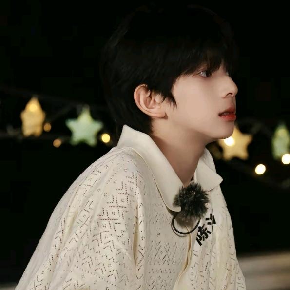 ☆%*铭牌鱼肉饼*🎸