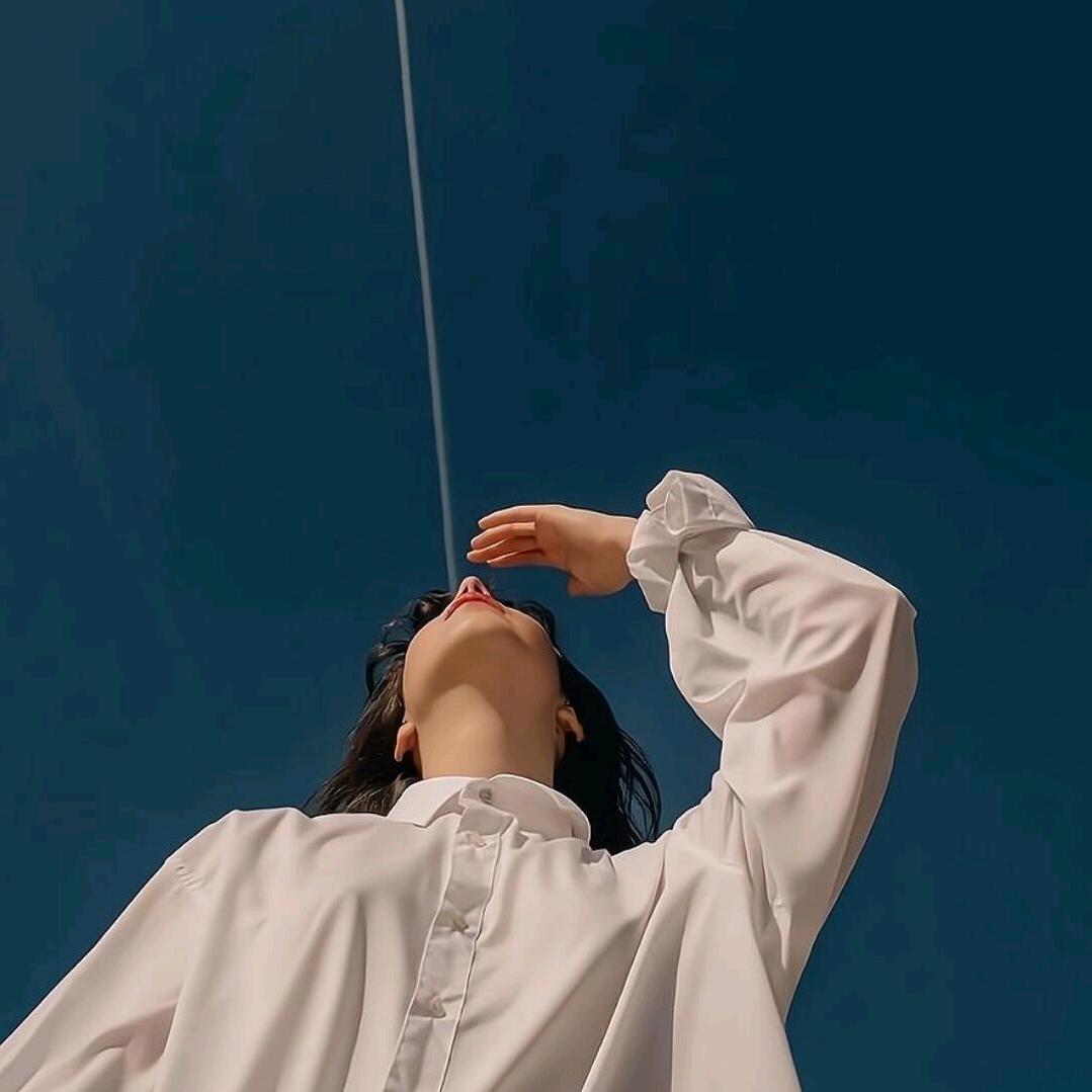 待君吟游云上间