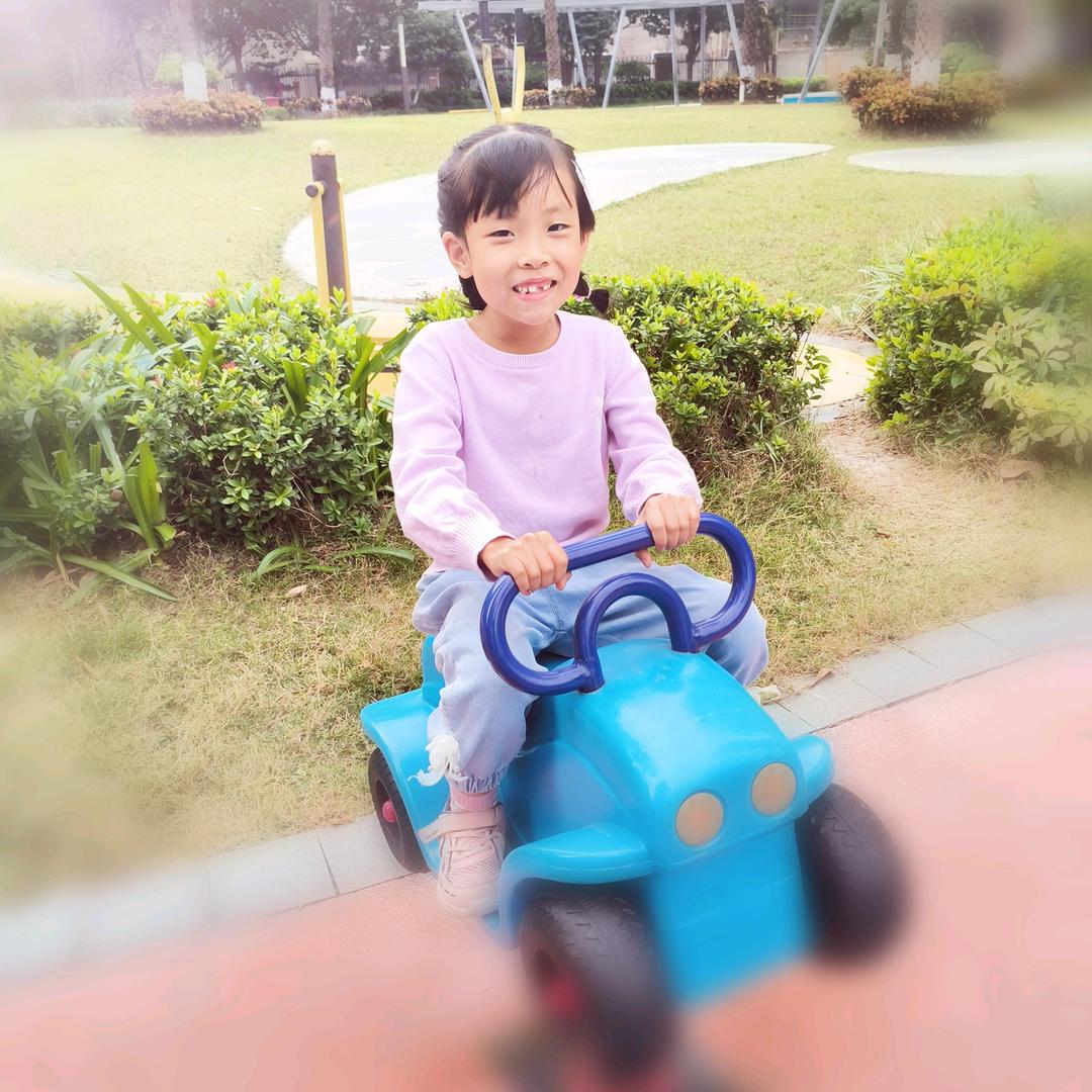 小秋同学