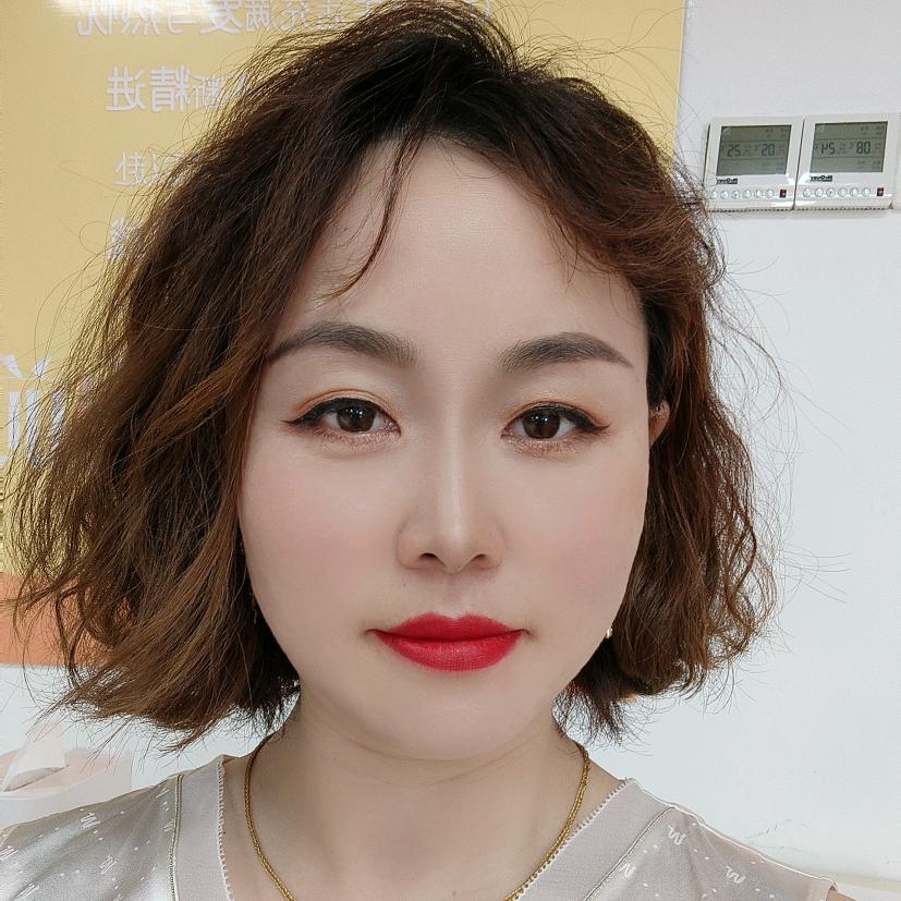 珂思女装  小孙