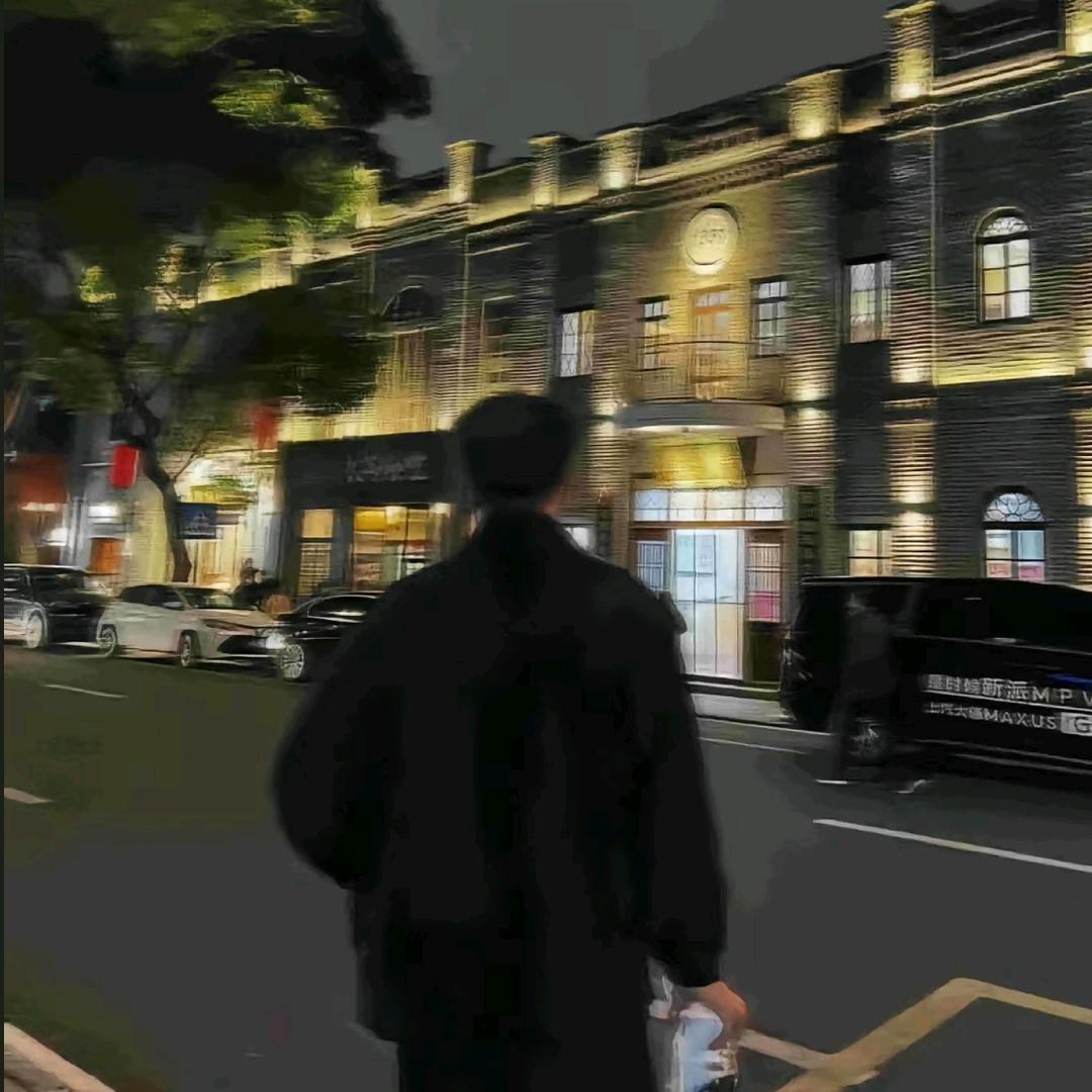 直视我的眼睛👀