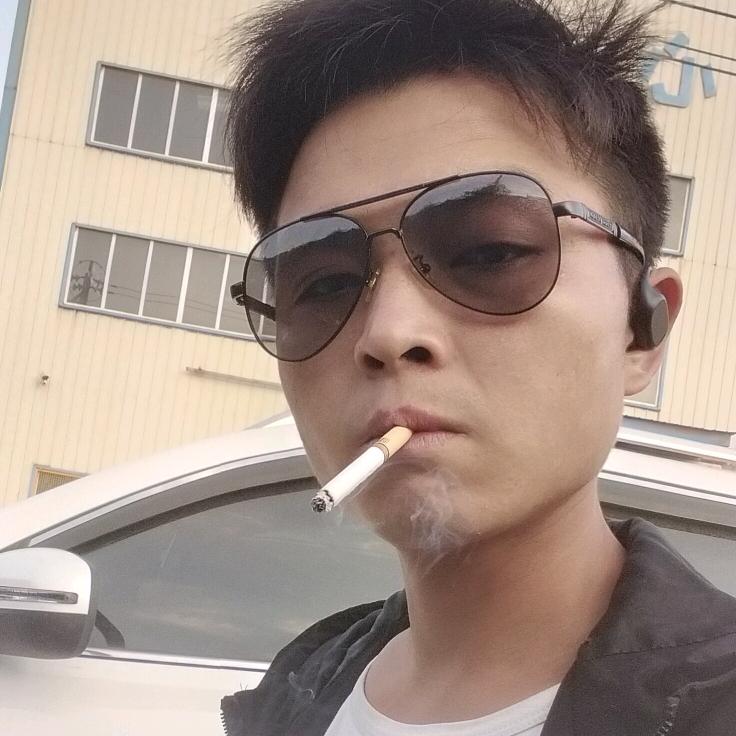 人生不易，我是小胜