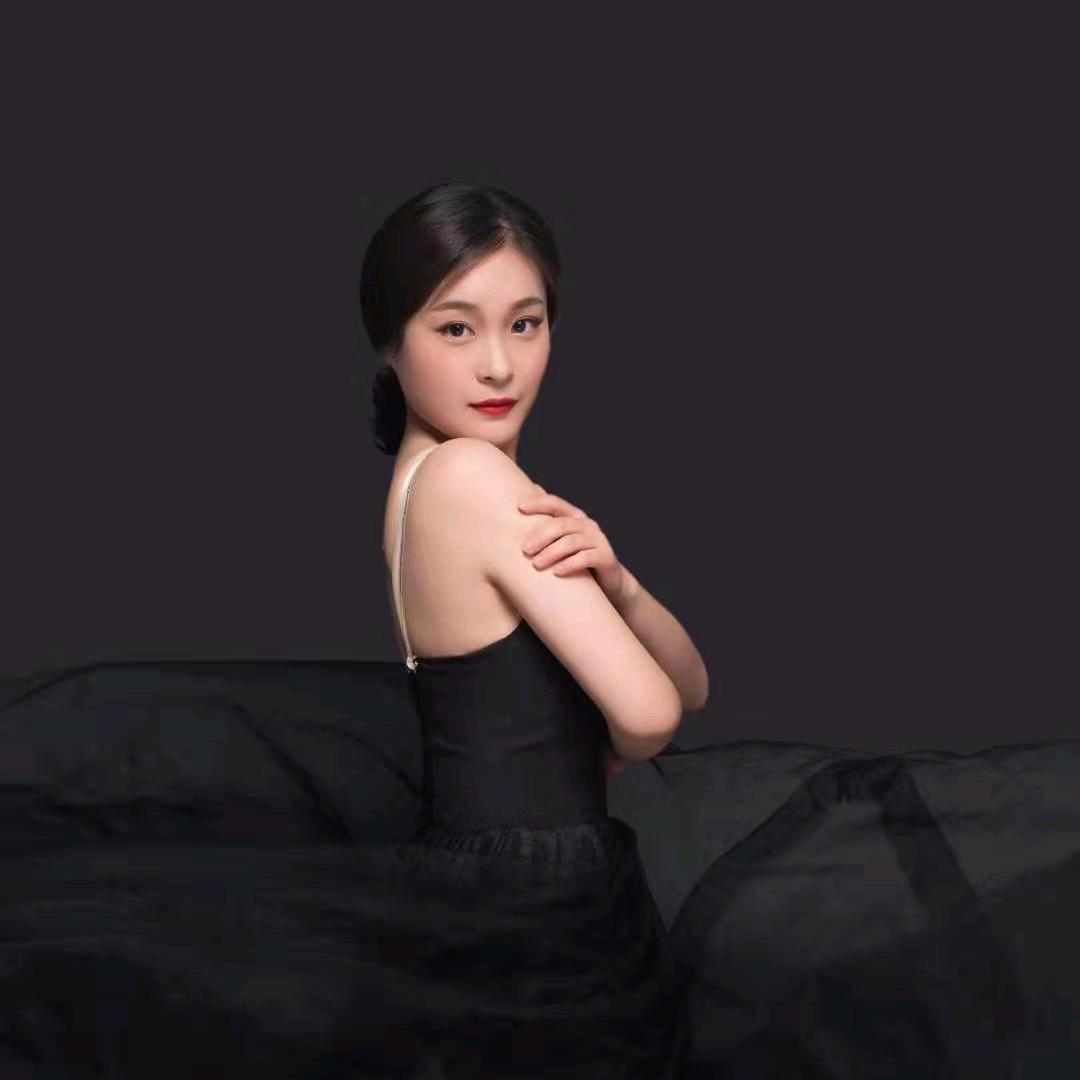 A🌺清影舞蹈💃🏻何老师