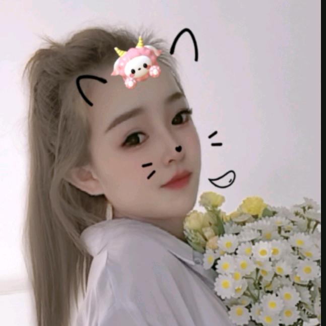 嘿泛泛女装/搭配师龙英