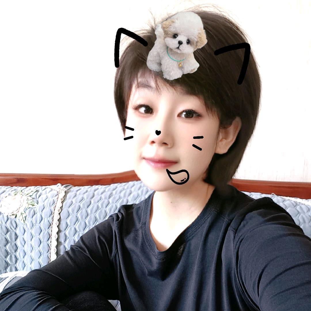 阿霞 