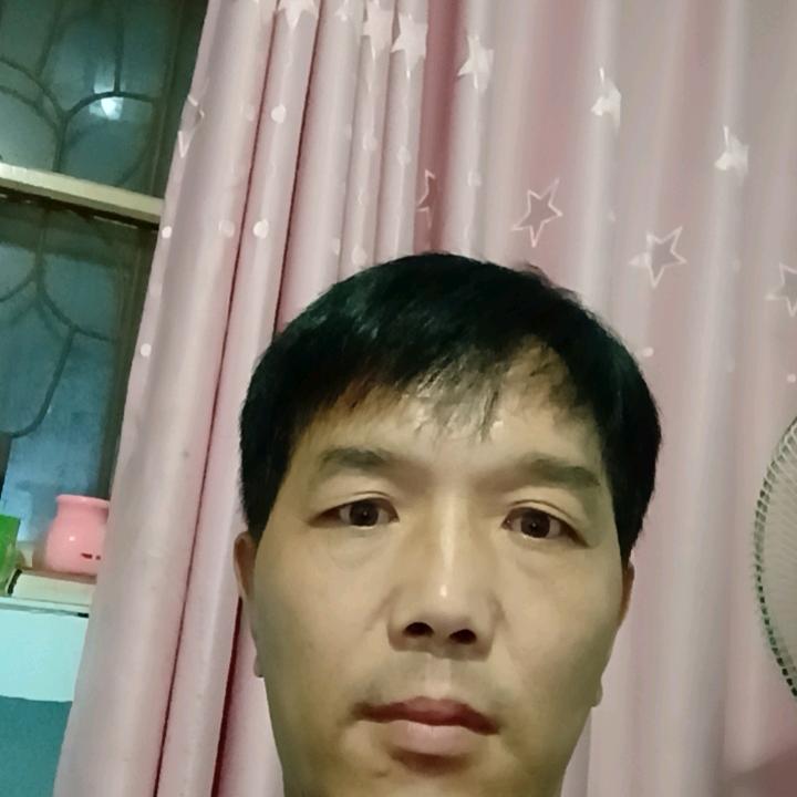 三个千金的老爸