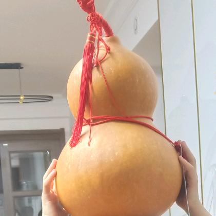 啃着锅饼打快板儿