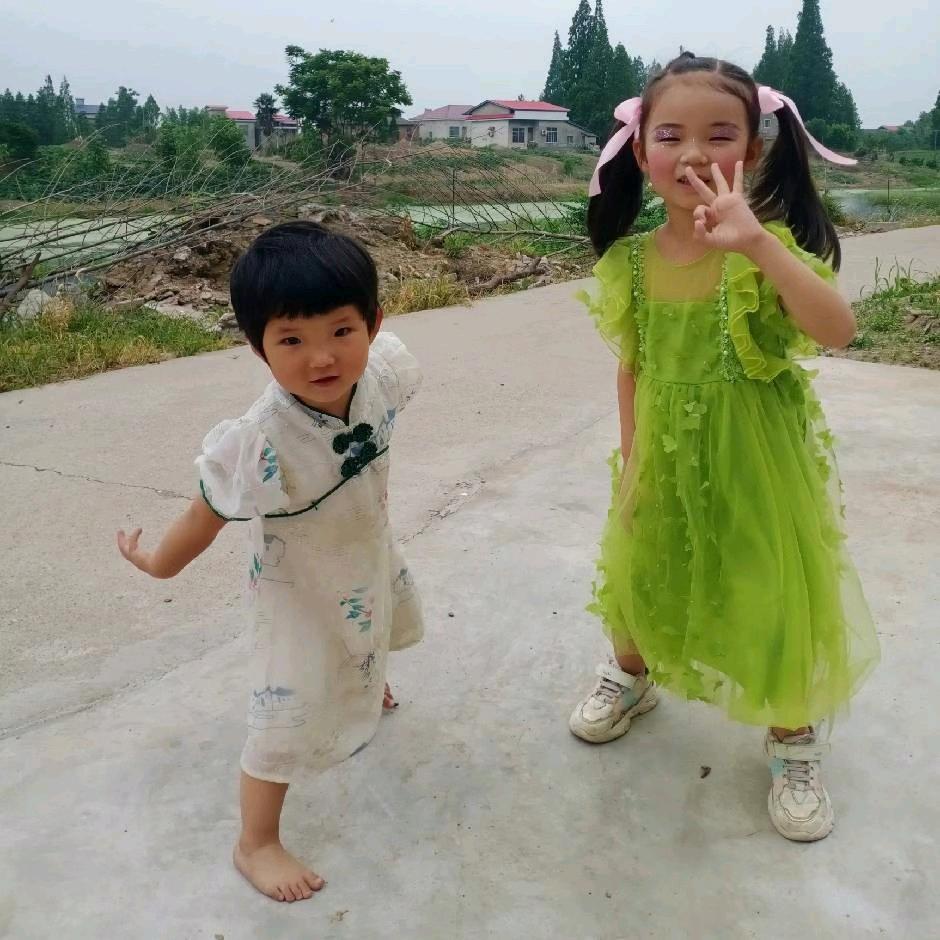 心旷神怡，晴空万里