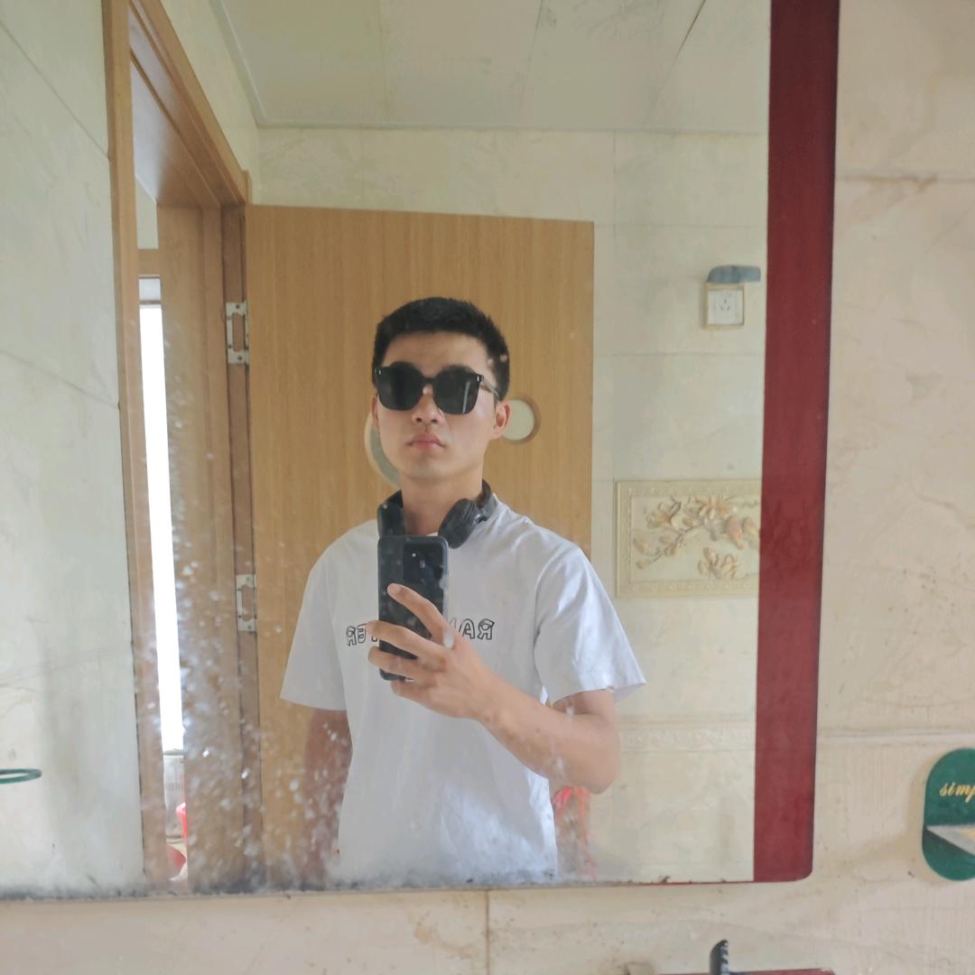 阿龙