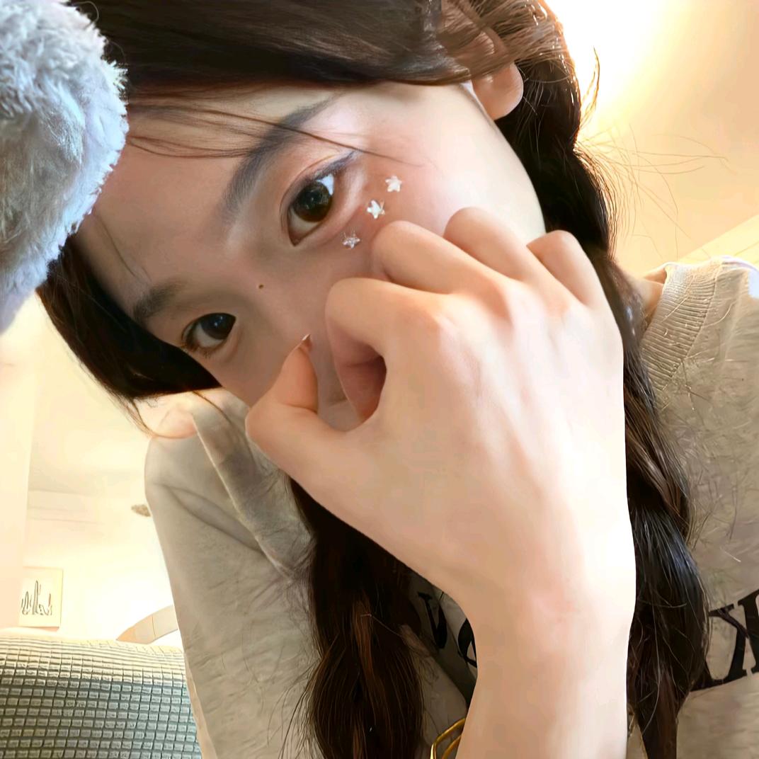 困困哒ᶻ 𝗓 𐰁