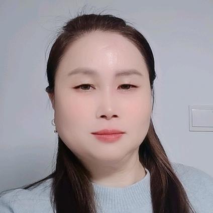 开心姐，中午12点10分开播