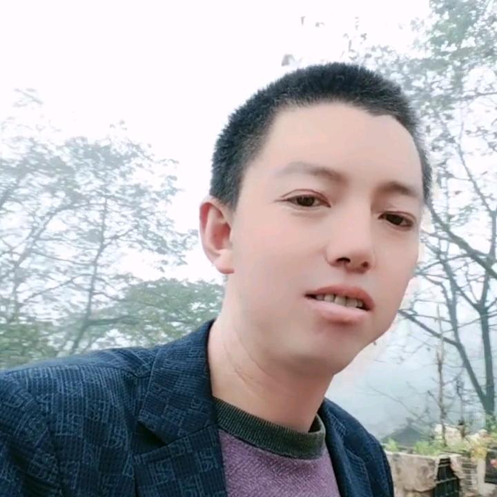 🐴