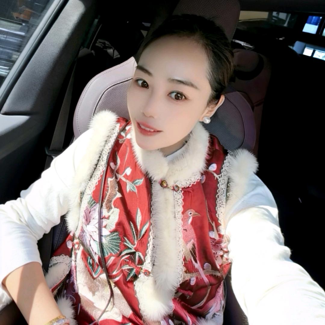 建别墅的刘亦菲