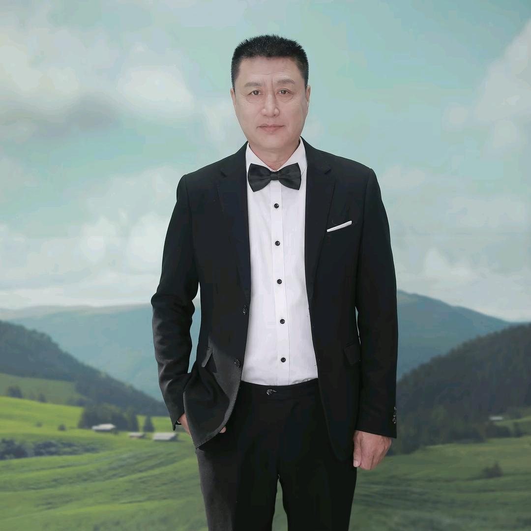 李跃斌