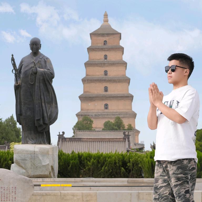 可乐❤️💛💙