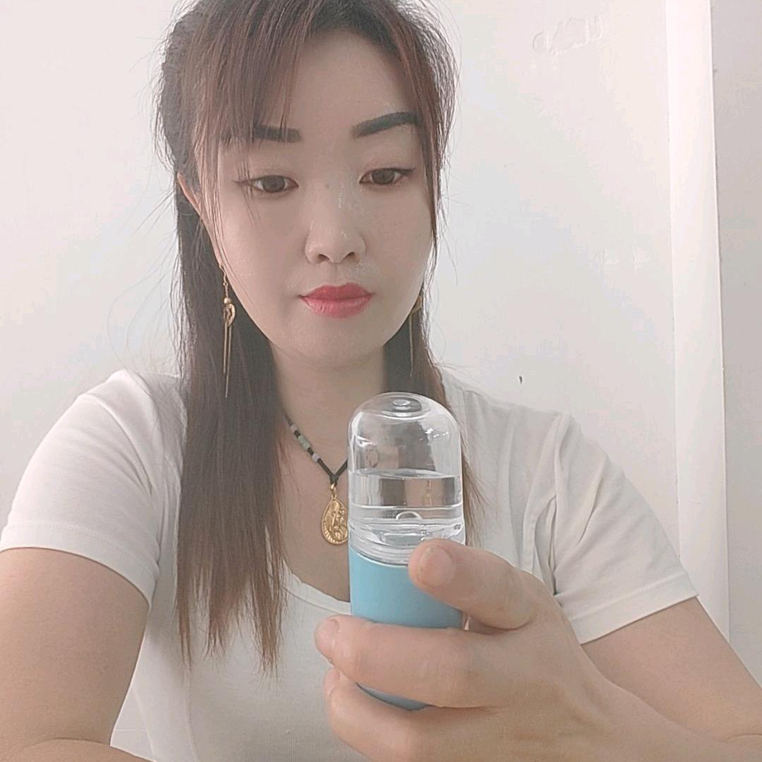 一杯红酒