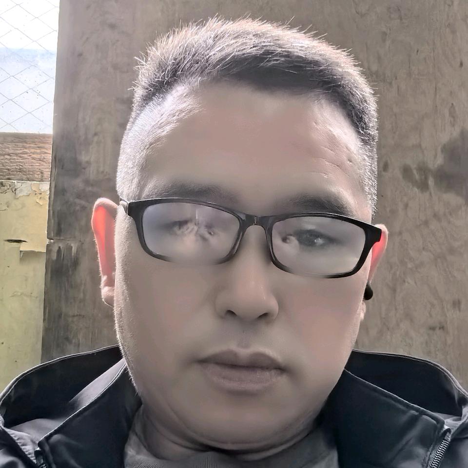 龙创，自媒体