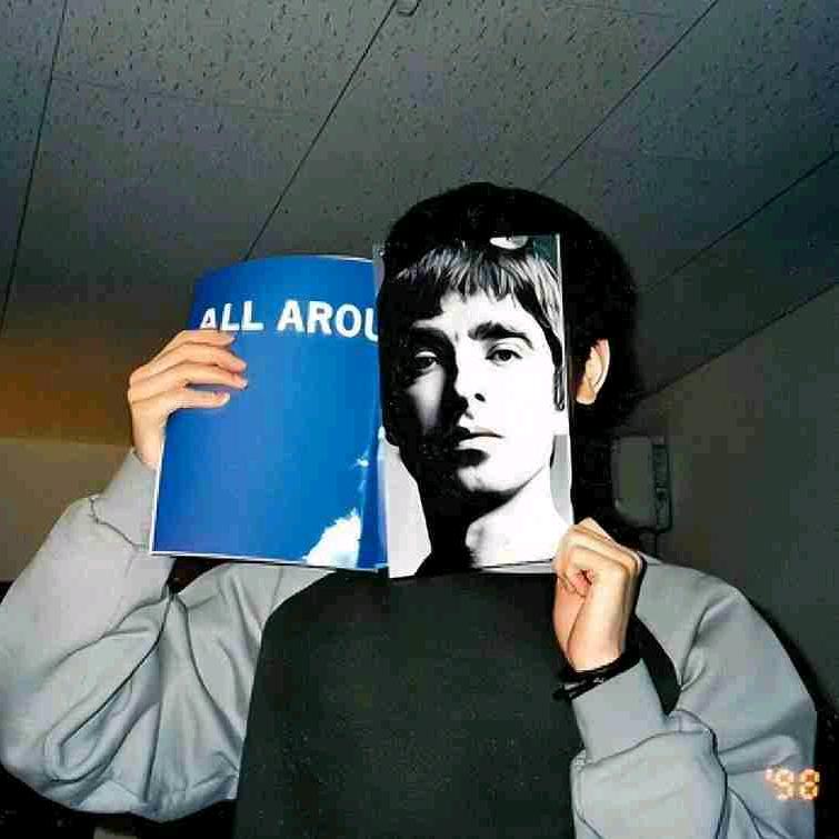 心事全在脸上🦵