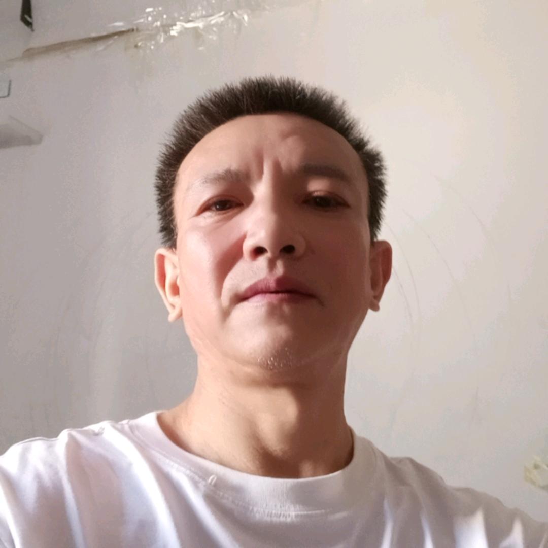 四哥跳舞