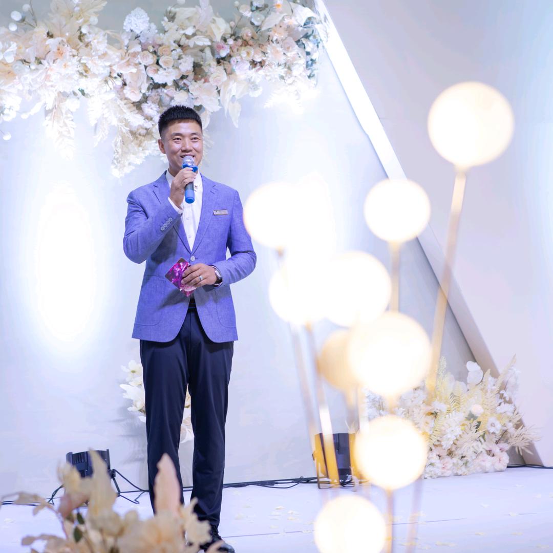 易智婚礼  兰志悦