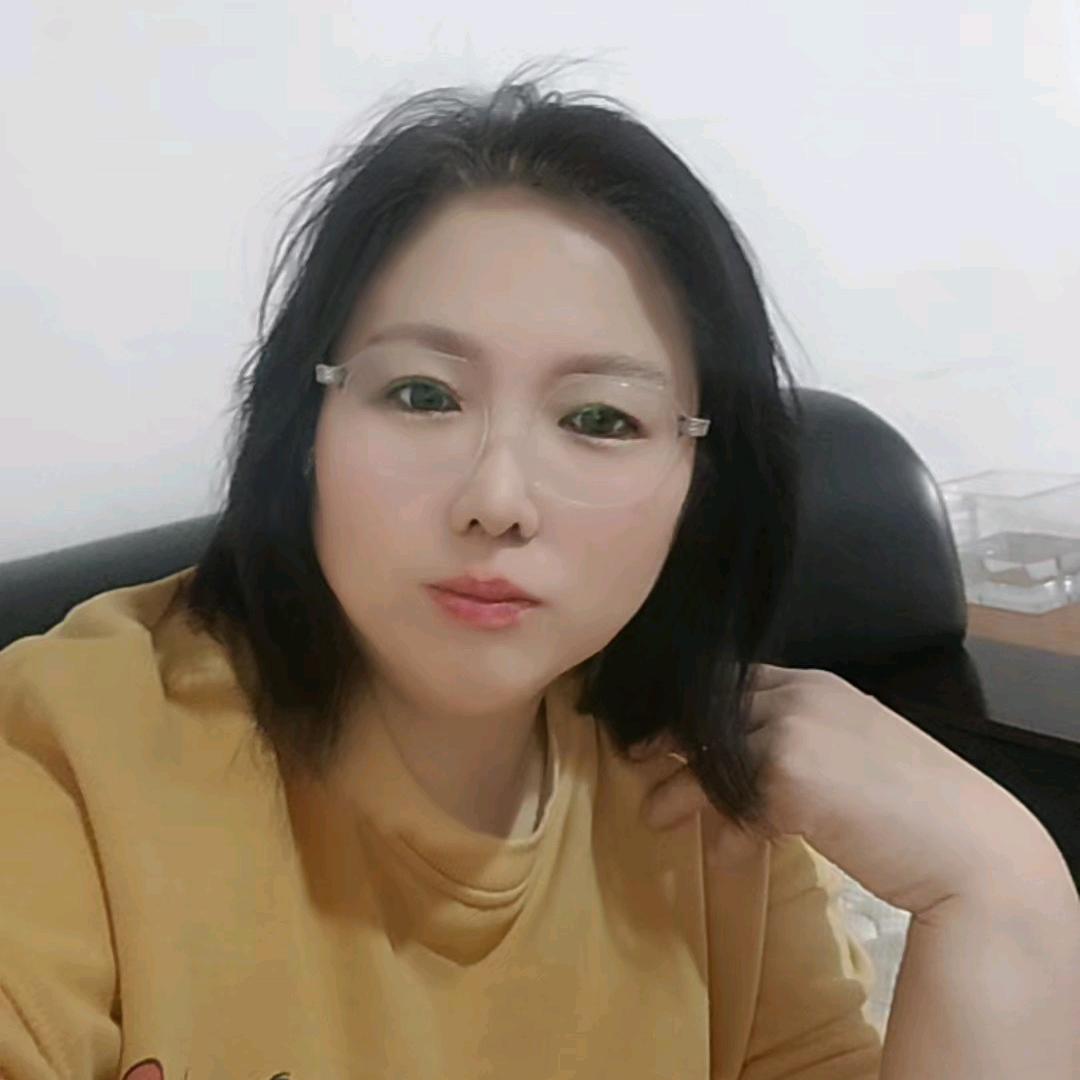林艳车服