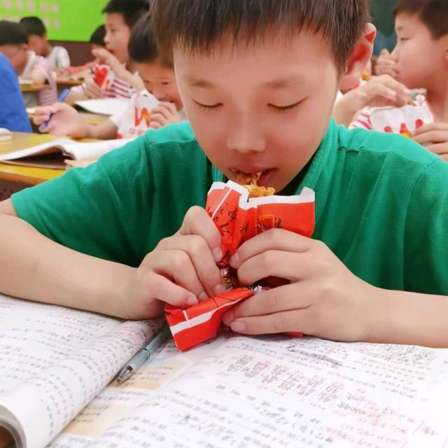胡海华