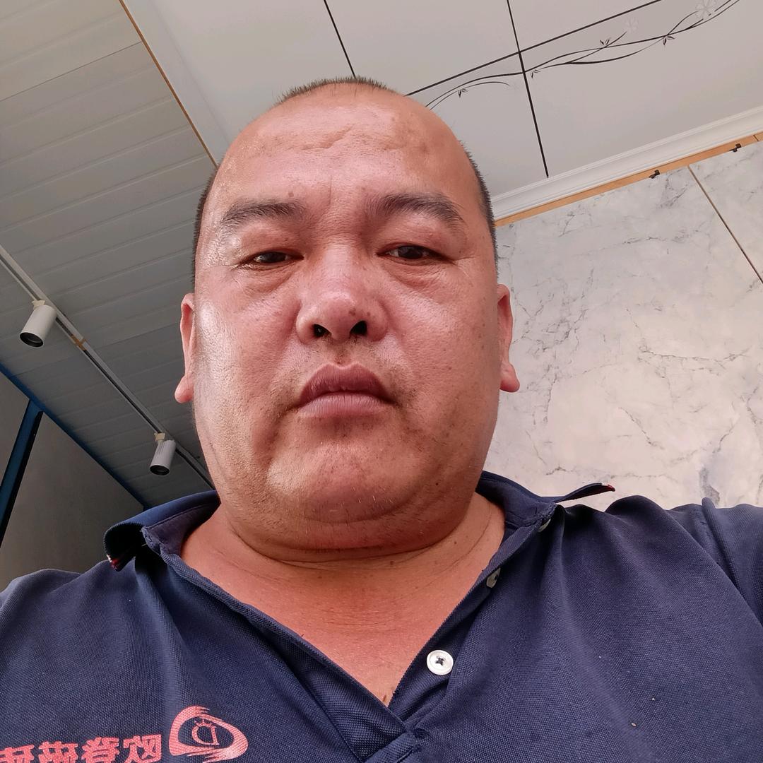在贵港搬砖的细哥