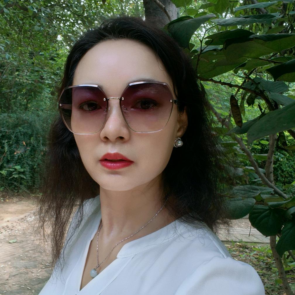娜姆