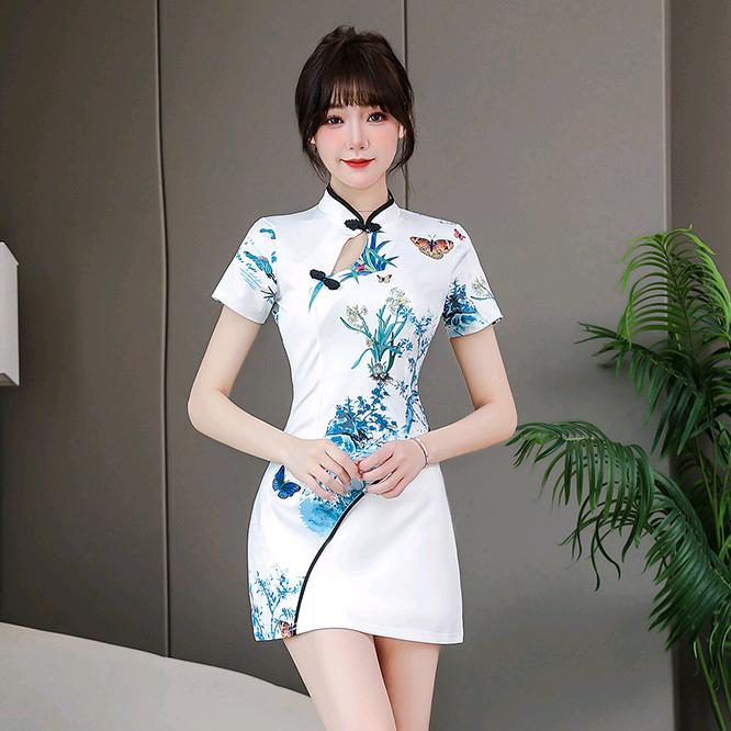 衣恋蓝蕊