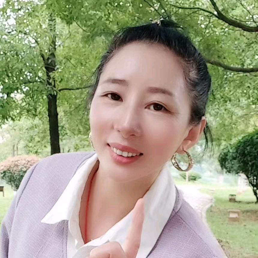 荣儿（大山里妹子）