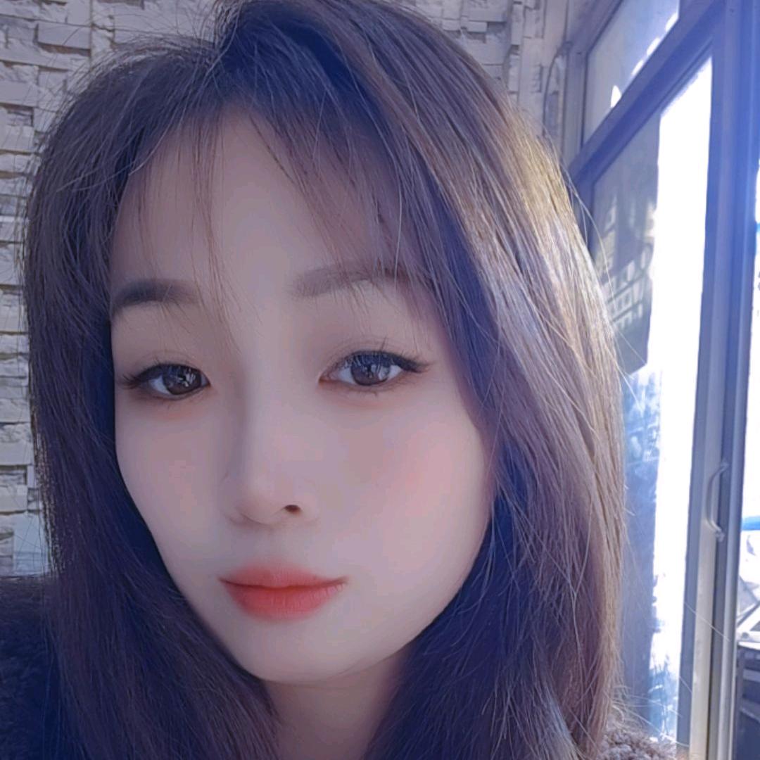 ღ᭄ꦿ ° 听说糖很甜এ