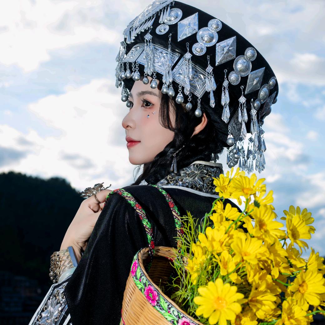 汤梦飞紫砂.