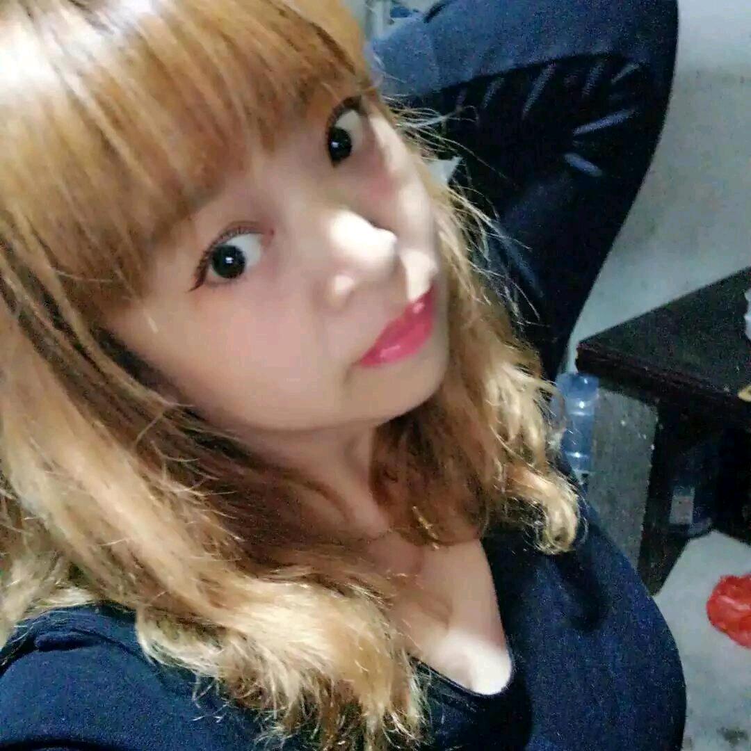 我是小苹果下午3点5O直播唱歌🎤
