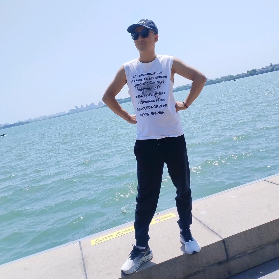 很赞大叔 爱跑步🏃