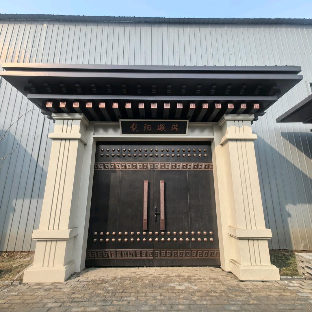 鑫东铁艺锌钢护栏喷塑加工