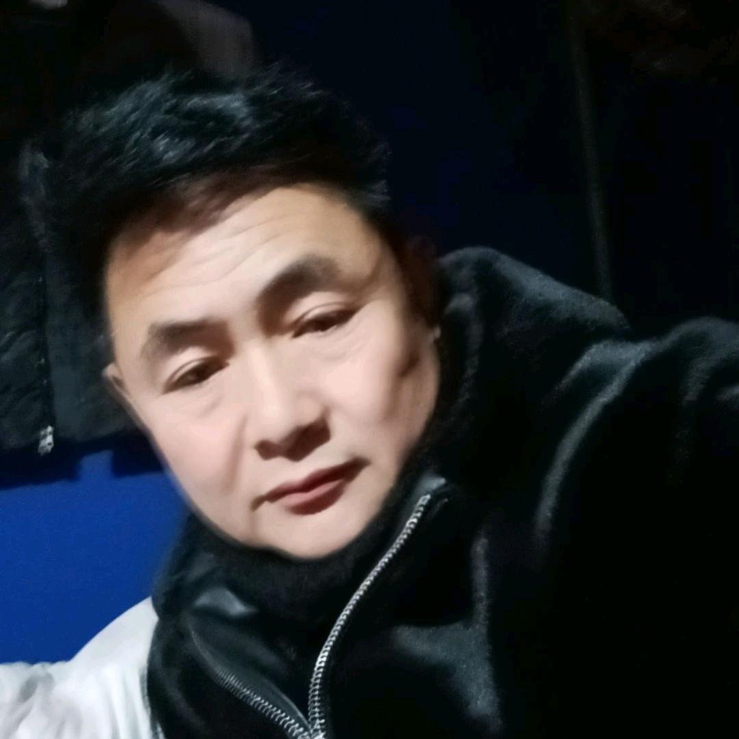 户外钓鱼哥