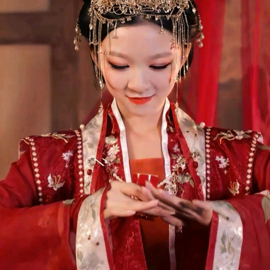 梓潼欣