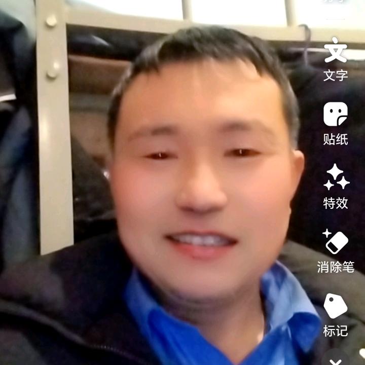 西域飞鹰