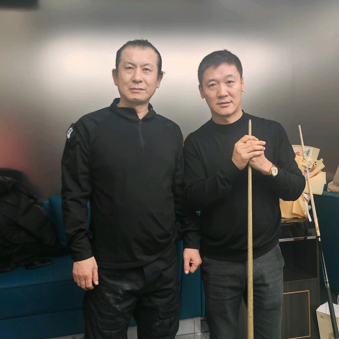 玉龙台球教学