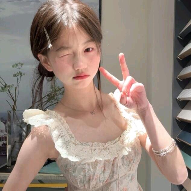 .ᑋᵉᑊᑊᵒ ᵕ° Kitty